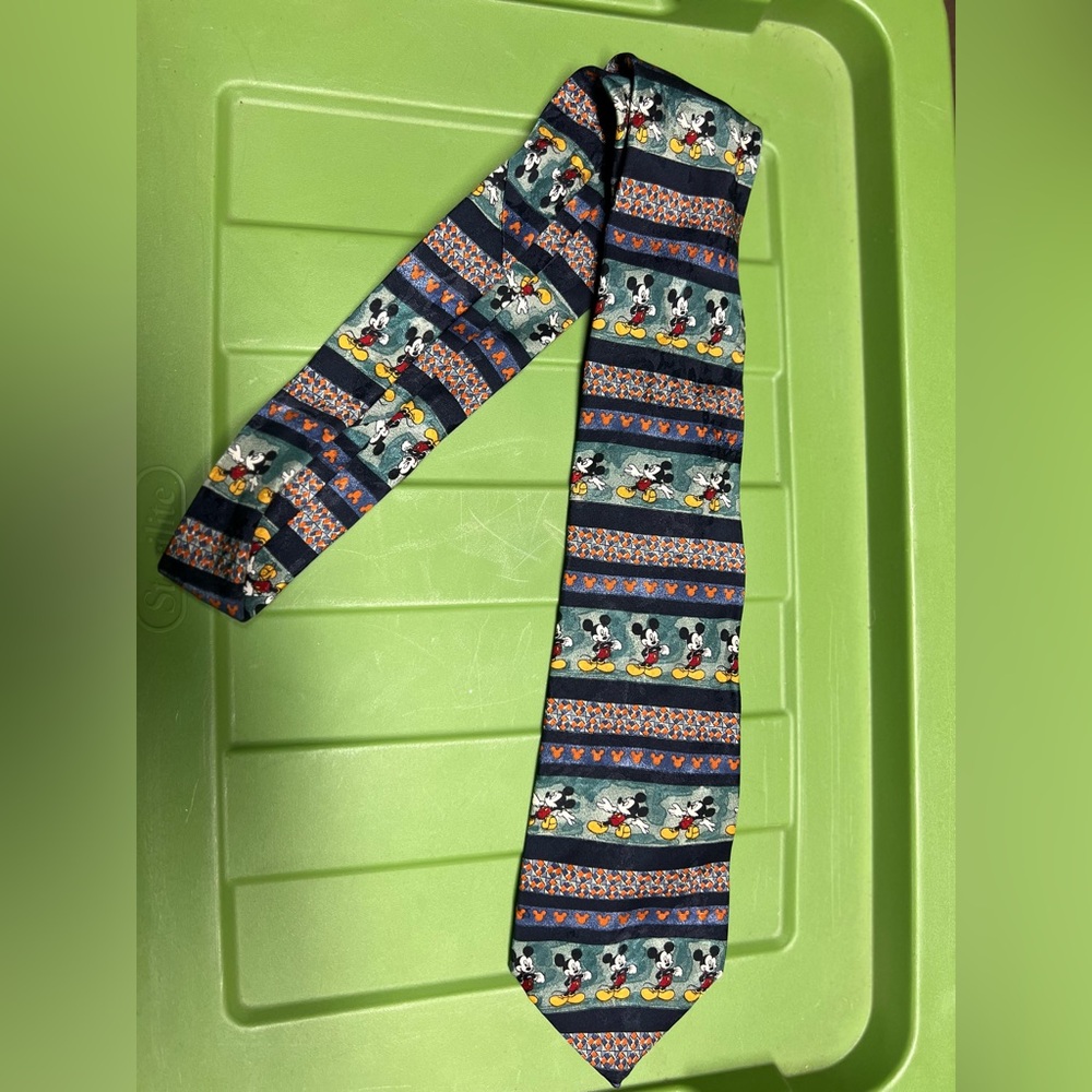 Disney Vintage Mickey Mouse Tie
